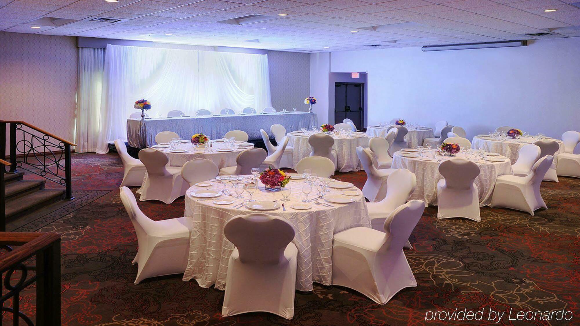 Holiday Inn Guelph Hotel & Conference Centre, An Ihg Hotel Exteriér fotografie