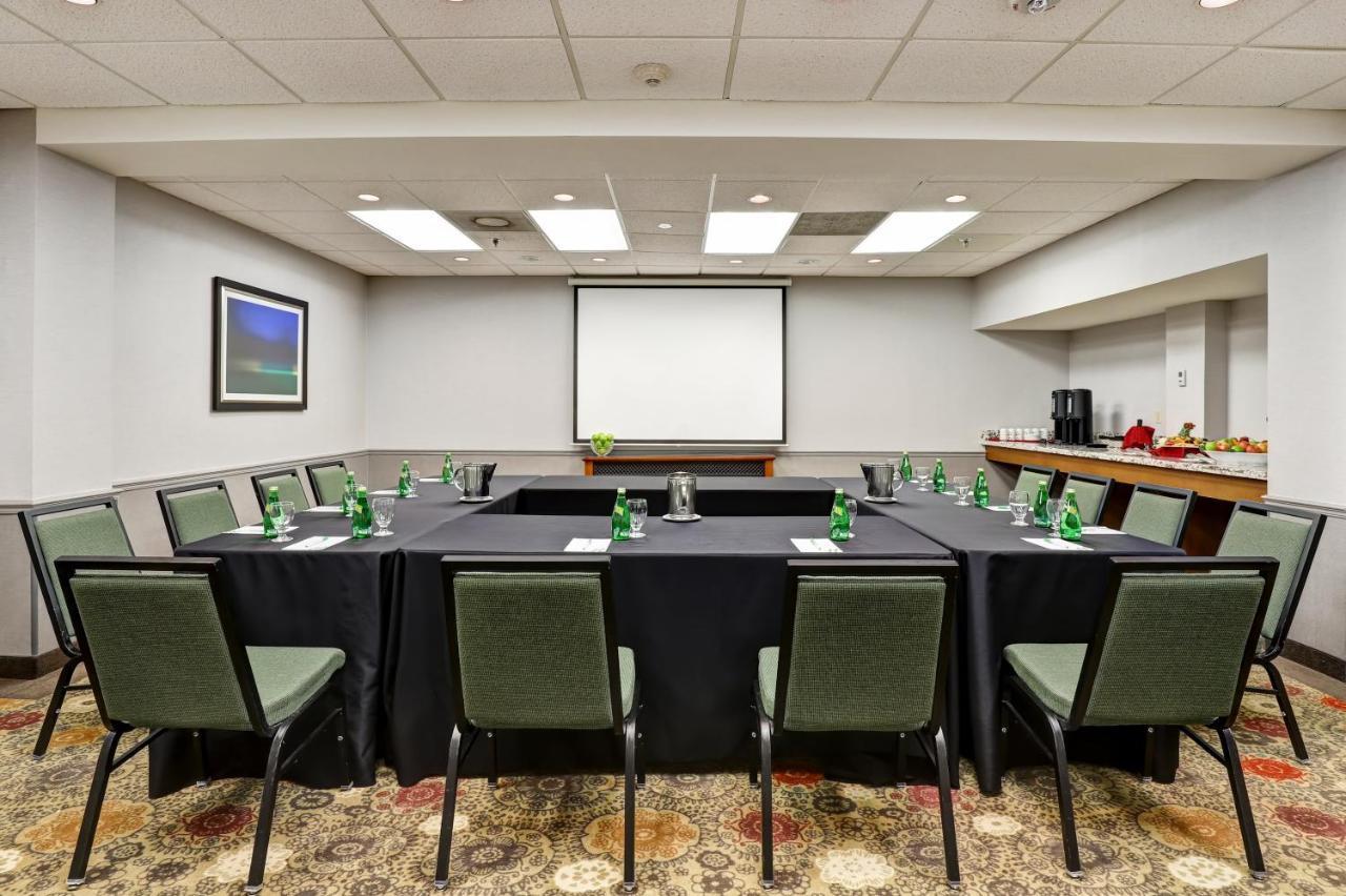 Holiday Inn Guelph Hotel & Conference Centre, An Ihg Hotel Exteriér fotografie