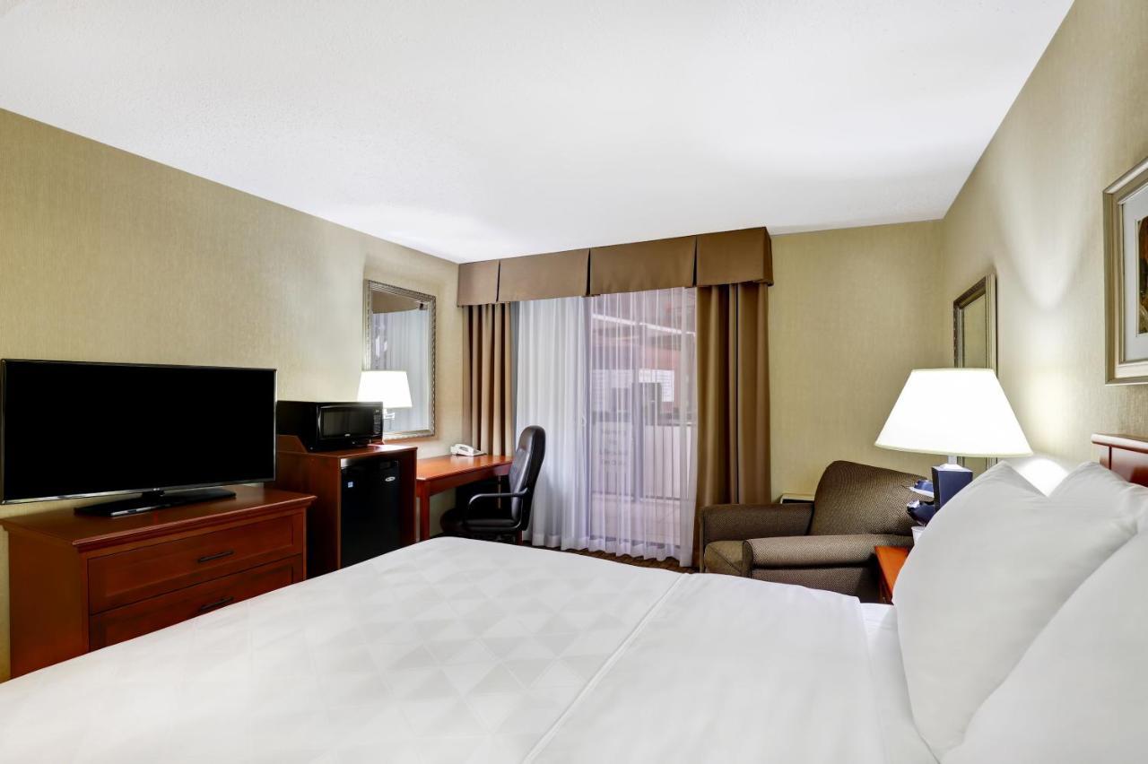 Holiday Inn Guelph Hotel & Conference Centre, An Ihg Hotel Exteriér fotografie