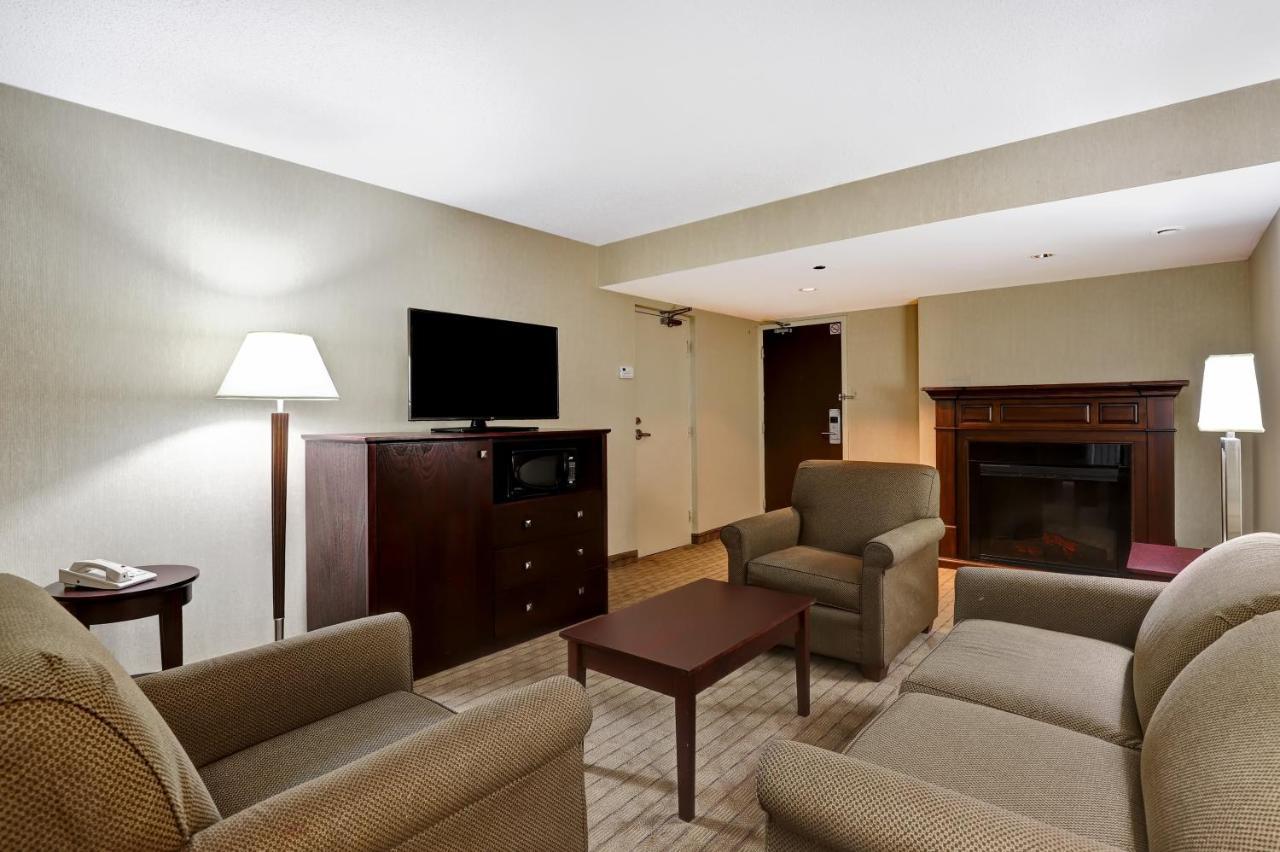 Holiday Inn Guelph Hotel & Conference Centre, An Ihg Hotel Exteriér fotografie